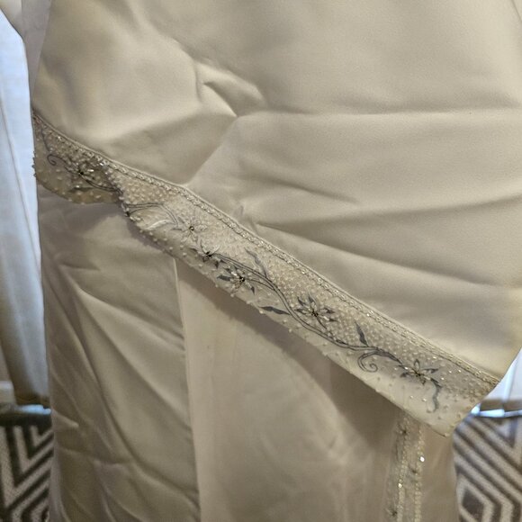 Maggie Sottero Couture White Beaded Wedding Dress 10 - Picture 12 of 13